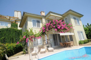 Gold City Private Pool Villa 3+1 with Free AquaPark